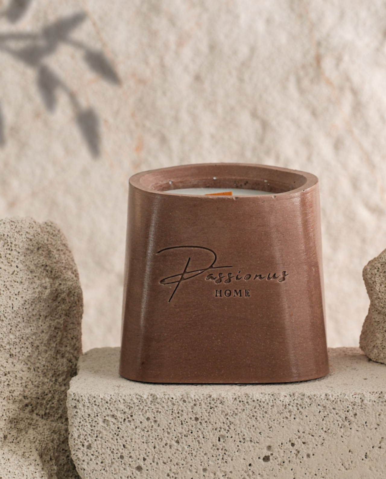 koyu kahve beton kokulu mum geniş yüzey alarga