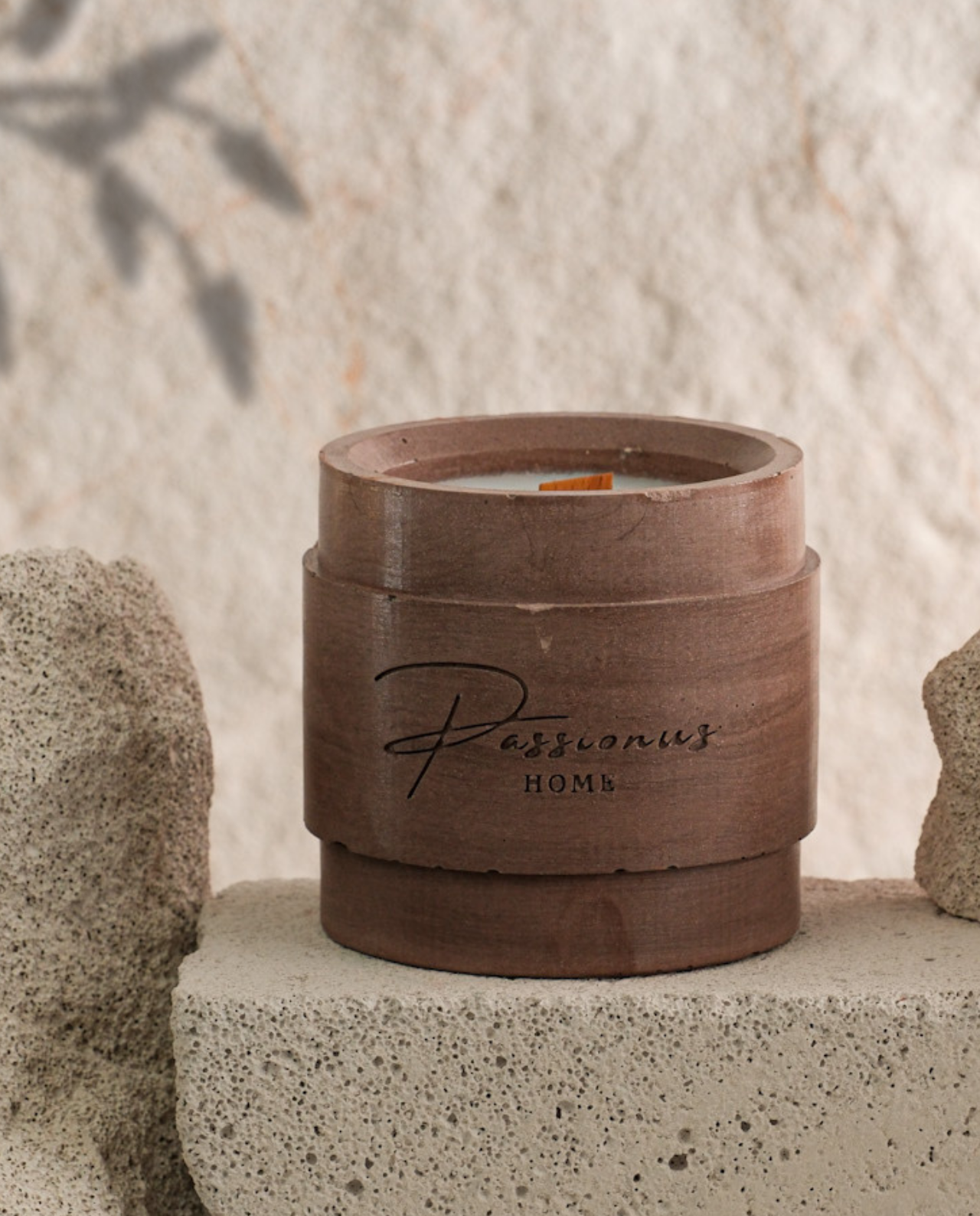 koyu kahve beton kokulu mum kemerli cenova